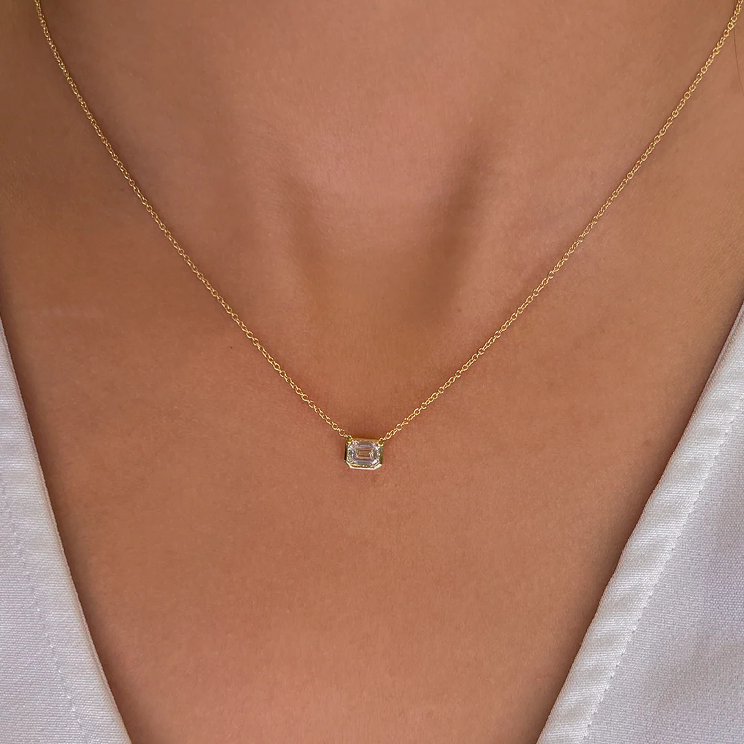 Bezel Set Emerald Diamond Pendant - Image 7