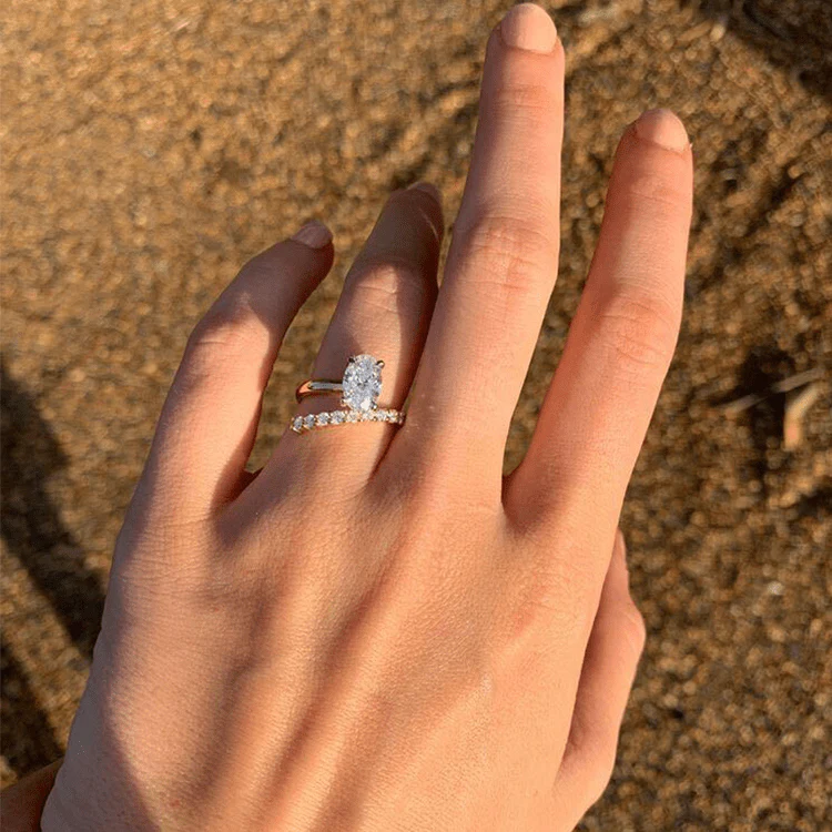 Chelsea Comet Engagement Ring - Image 2