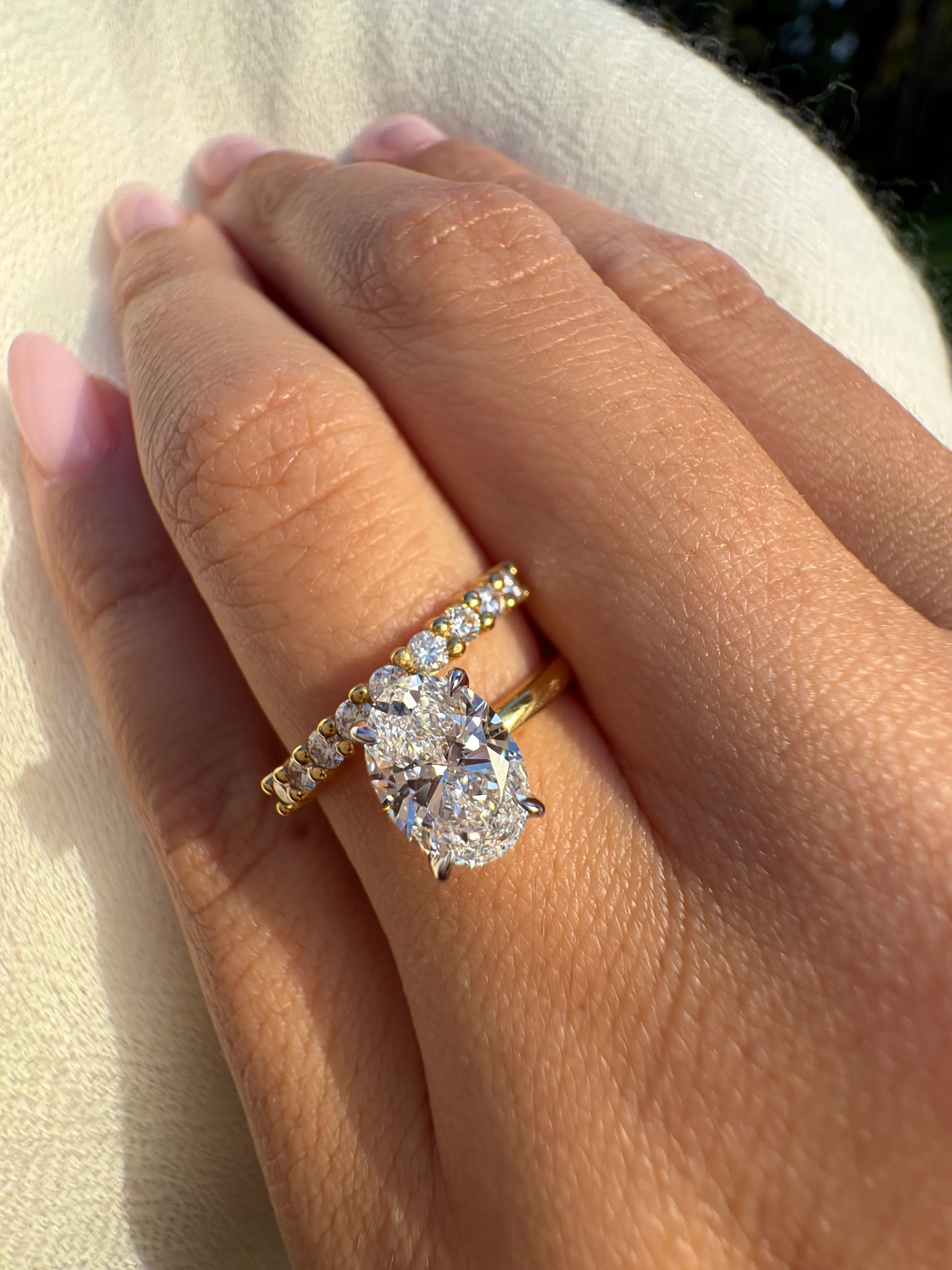 Chelsea Comet Engagement Ring - Image 5