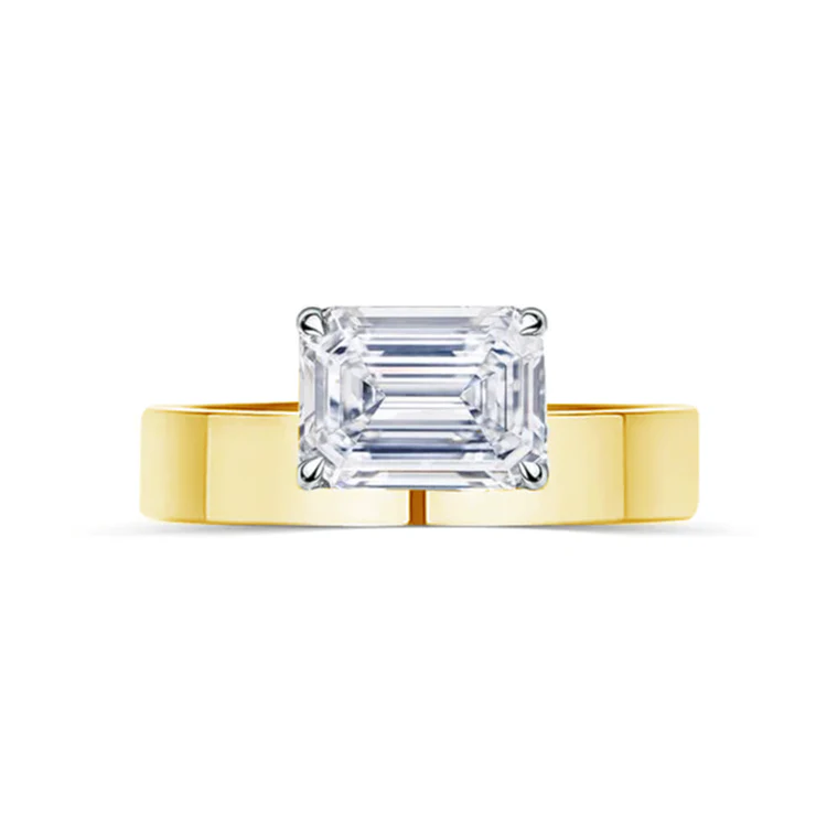 Floating Diamond Emerald Band