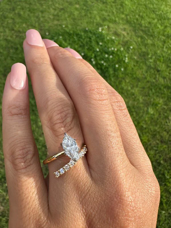 Halley's Comet Engagement Ring - Image 2