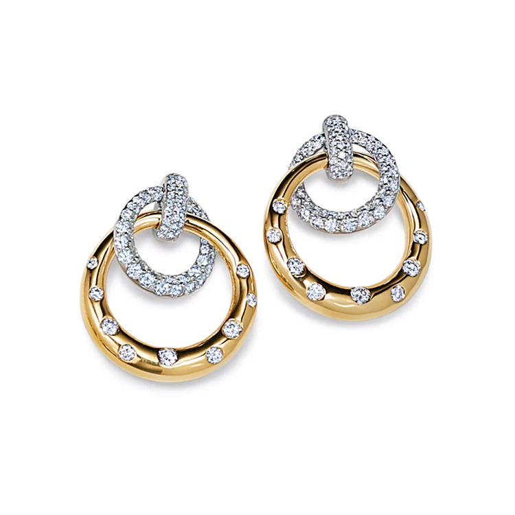 Interlocking Wondering Diamond Earrings