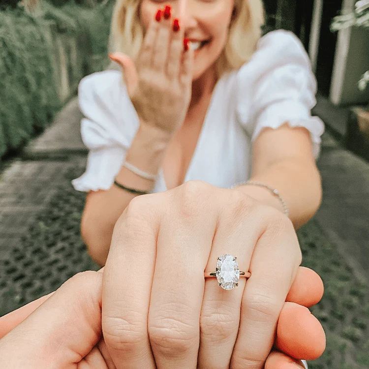 Oval Madison Engagement Ring - Image 4