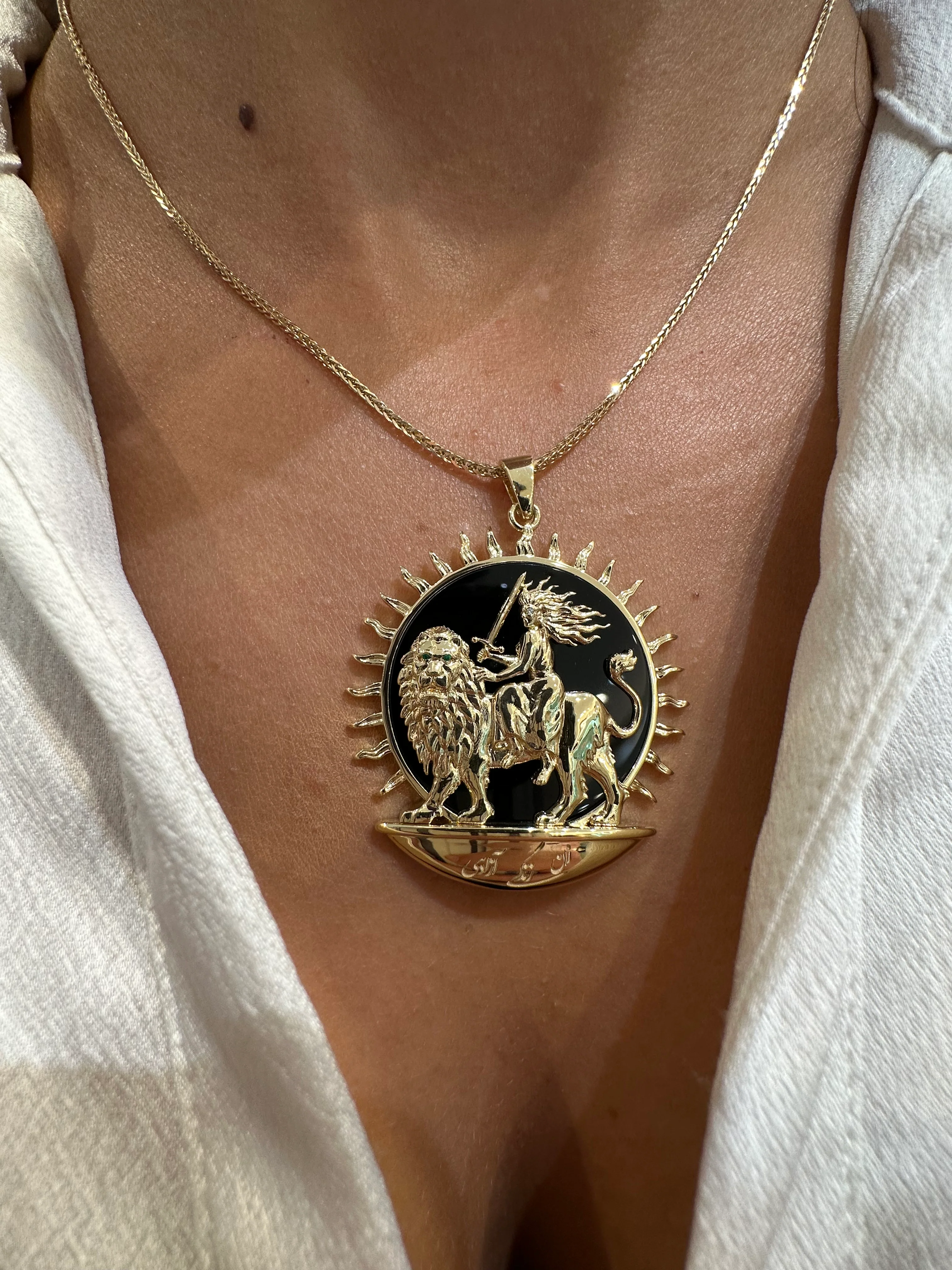 Persian Woman Life Freedom Lion Sun Necklace Chain Necklace - Image 2