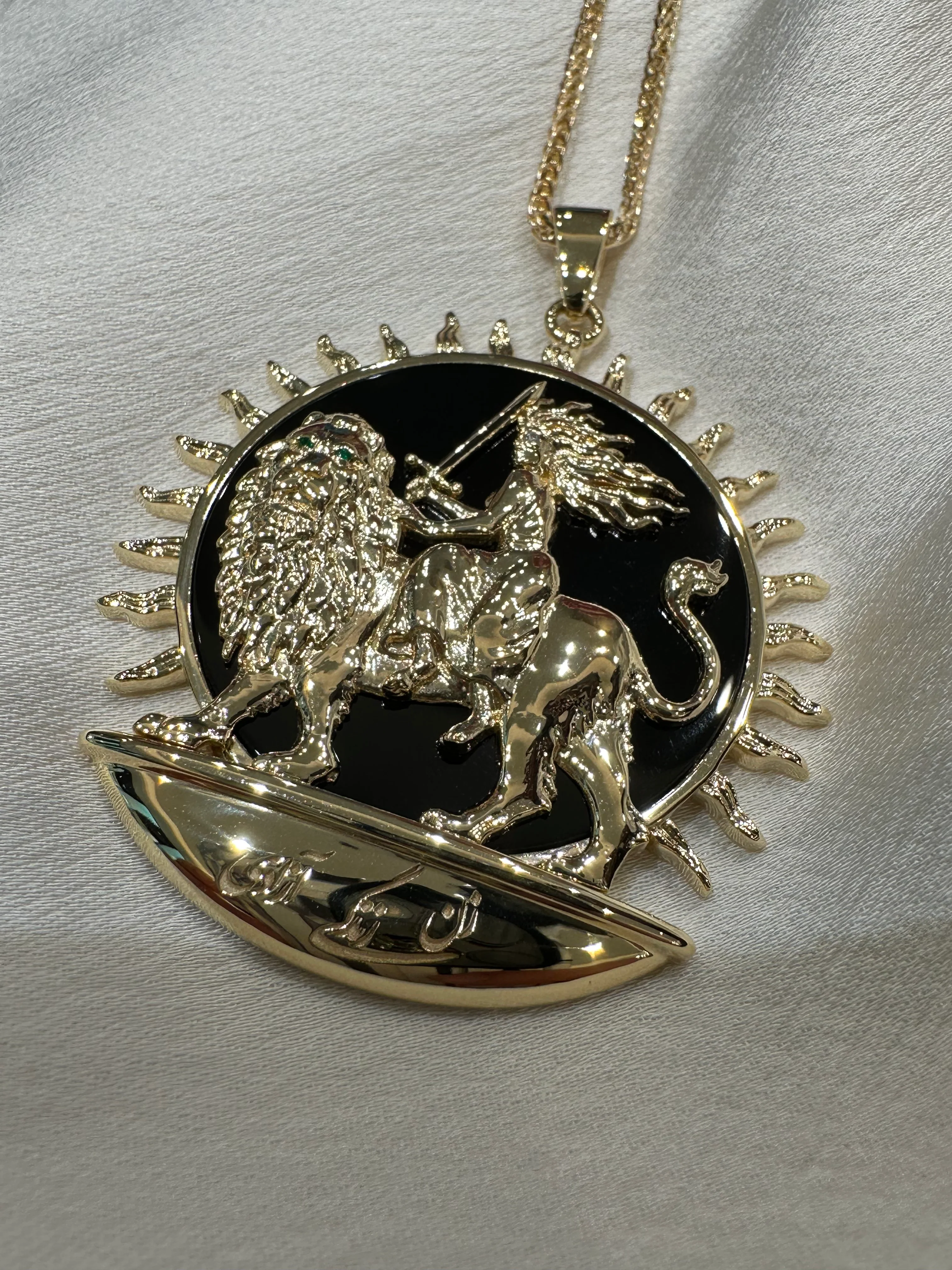 Persian Woman Life Freedom Lion Sun Necklace Chain Necklace - Image 3