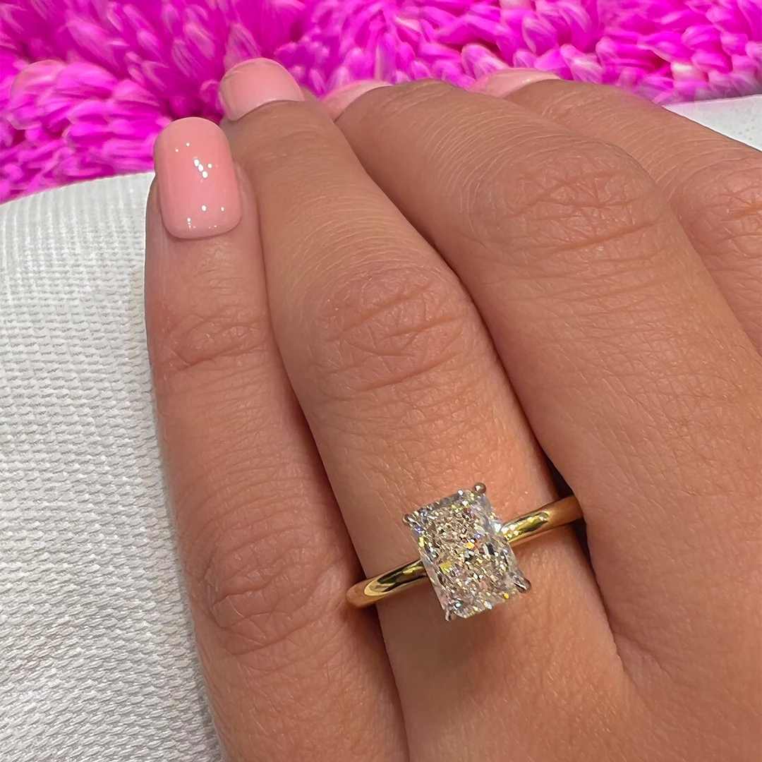 Ravishing Radiant Engagement Ring - Image 2