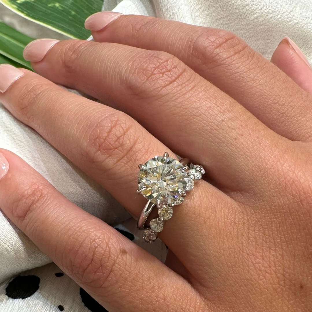 Round Lara Engagement Ring - Image 6