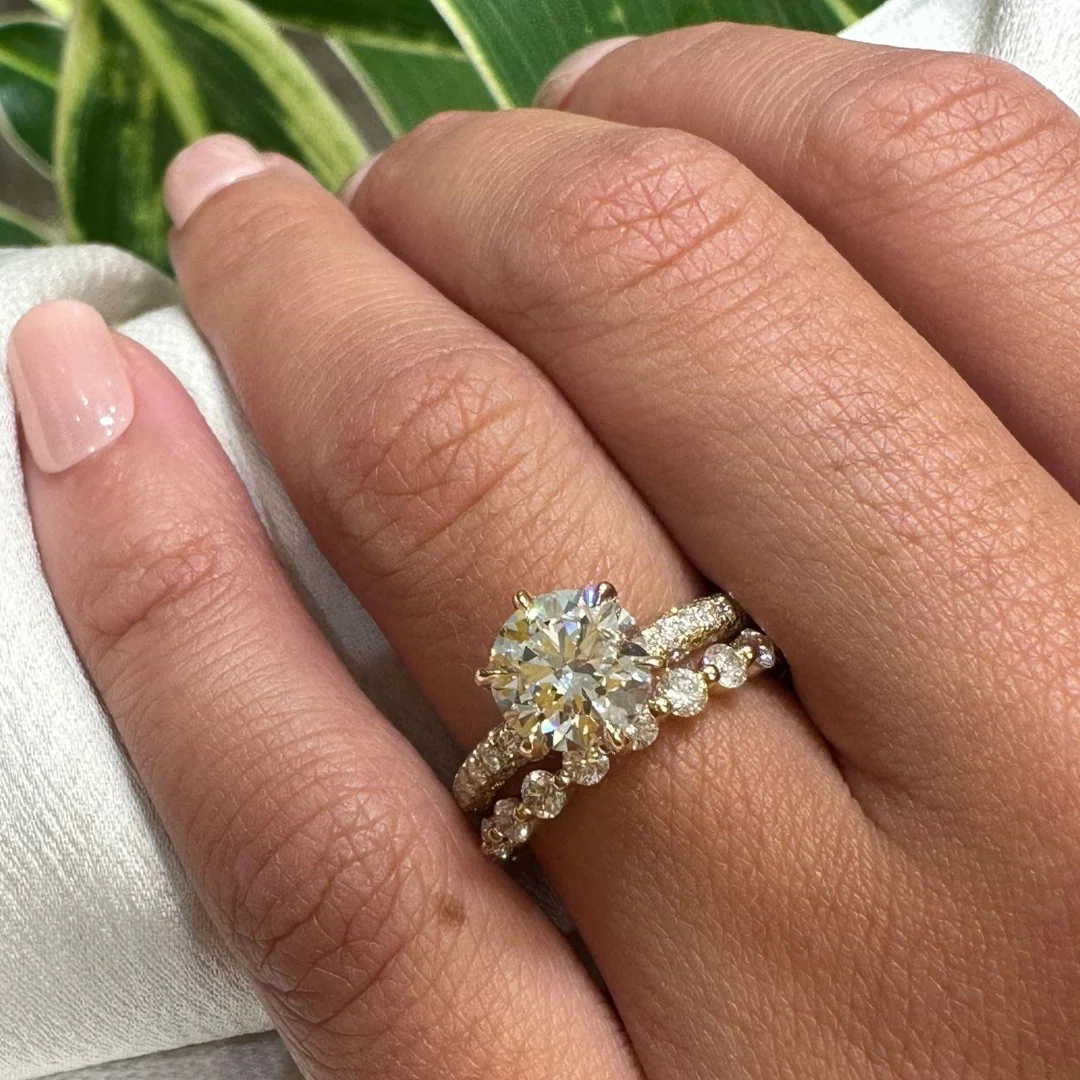 Snowfall Round Engagement Ring - Image 2