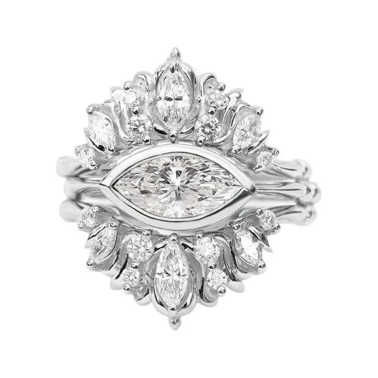 The Eye of Hope Diamond and Emerald Ring - Image 2