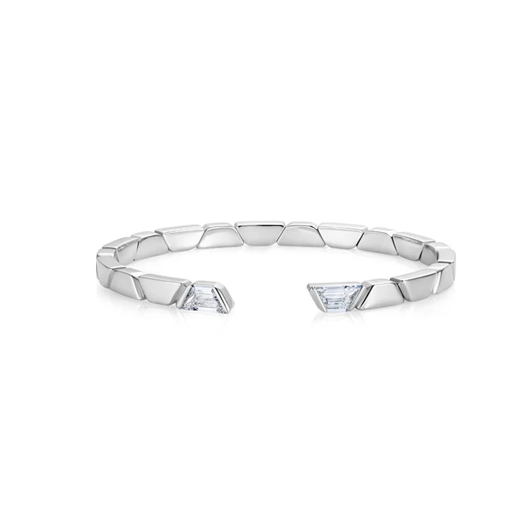 Trapeze Split Eternity Band - Image 2